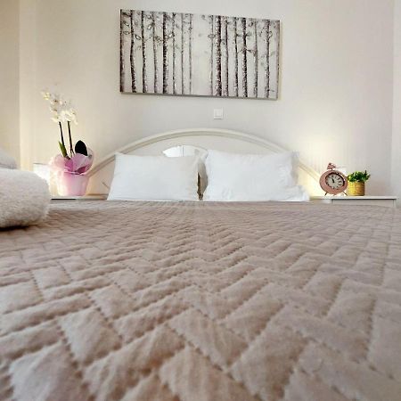 Lovely Equipped Apartment In Kallithea Athene Buitenkant foto