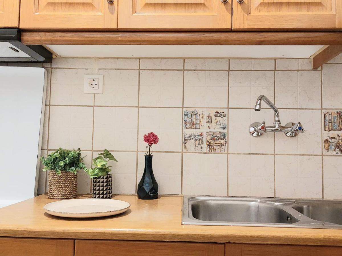 Lovely Equipped Apartment In Kallithea Athene Buitenkant foto